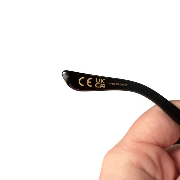 LAPOINTE LA-Sunglass Thick Frame Sunglasses Black - Picture 5 of 6